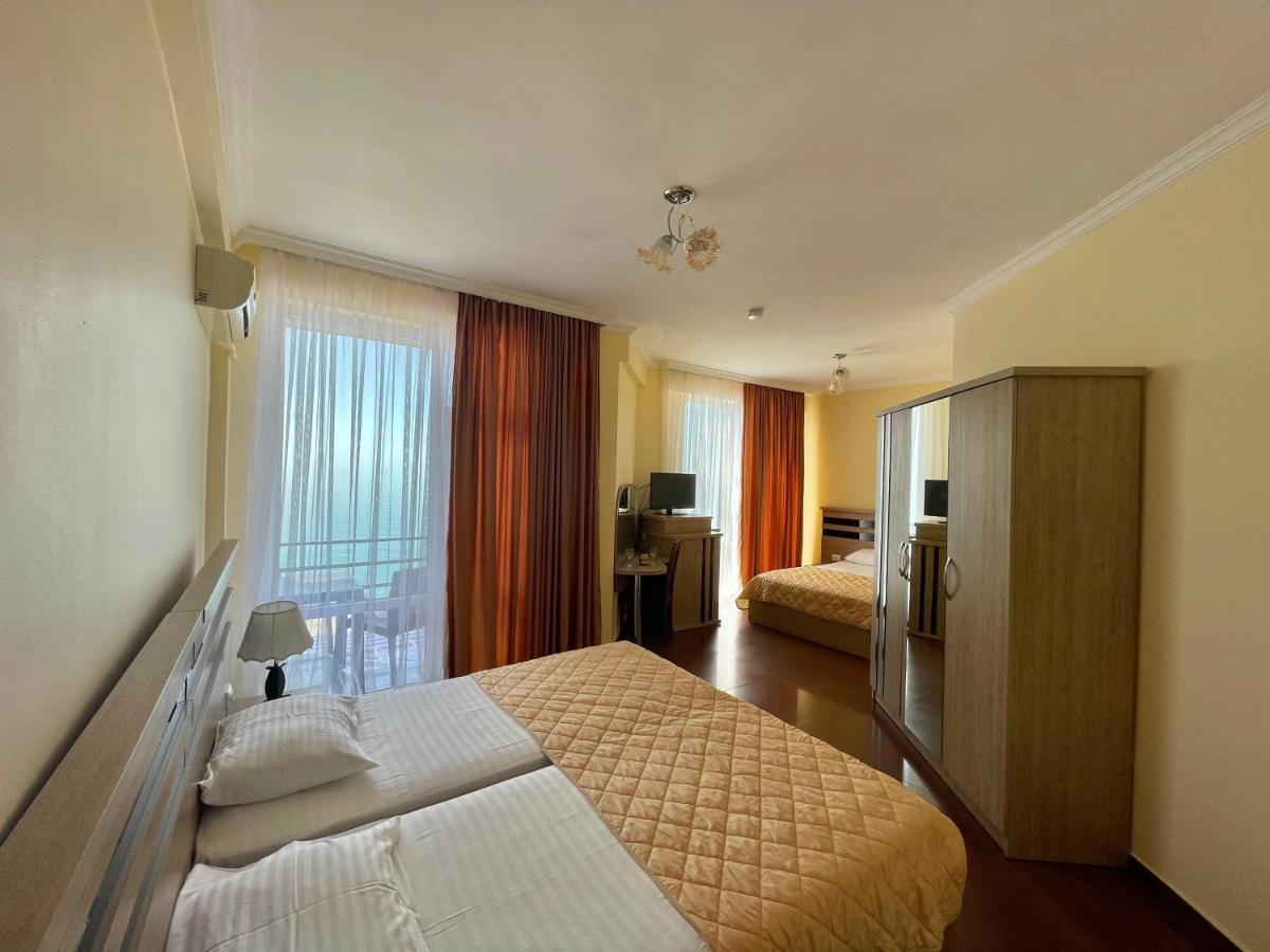 Hotel Lazuri In Kvariati Dış mekan fotoğraf