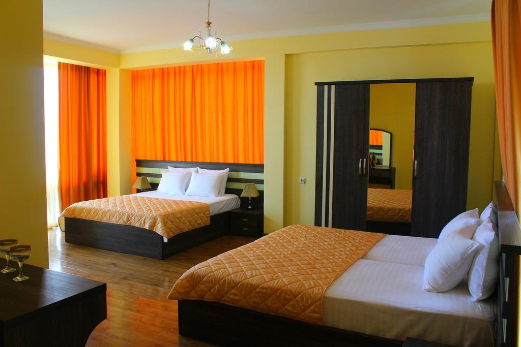 Hotel Lazuri In Kvariati Dış mekan fotoğraf